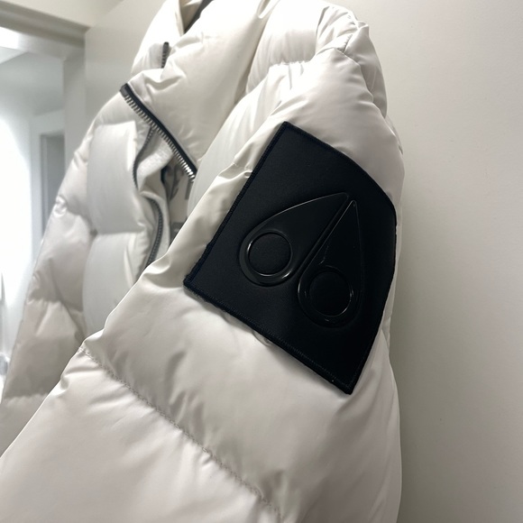 White Moose Knuckles - Picture 2 of 7